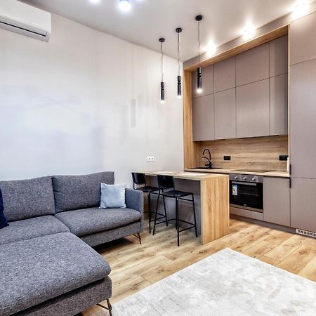 Aura Business Class Apartment Nur-Sultan  Exterior photo